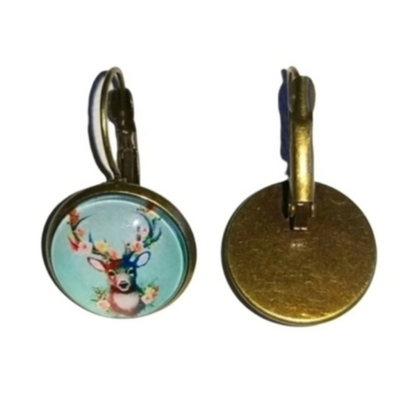 Handcrafted Elk Earrings - Picture 2 of 4